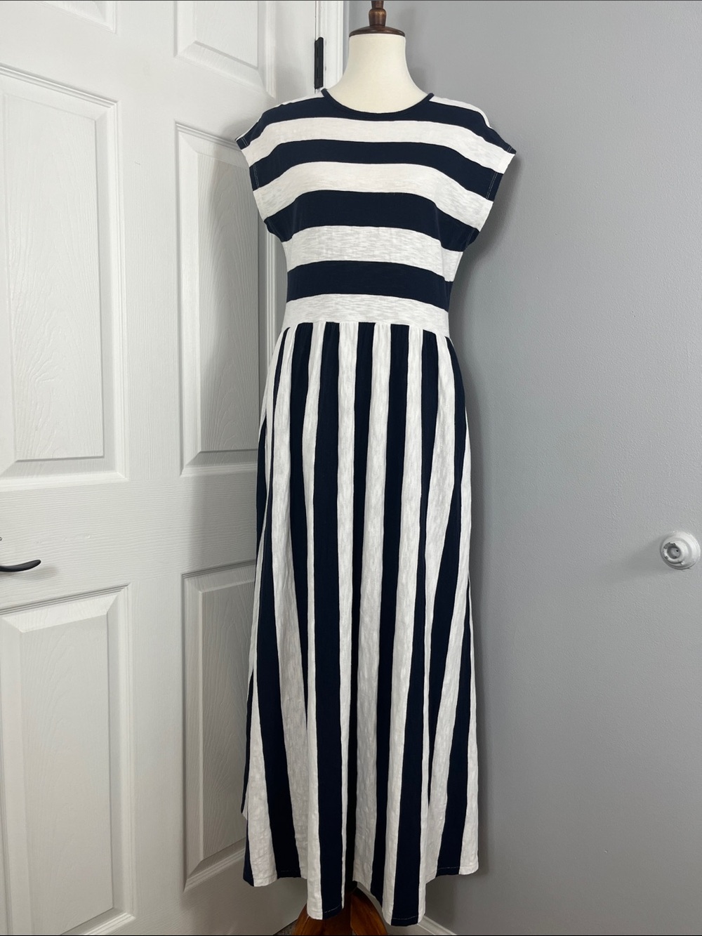 Boden Navy & White Striped Midi Dress - Picture 2 of 9